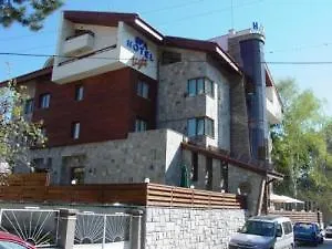 Хотел Lucky Light Boutique 4*