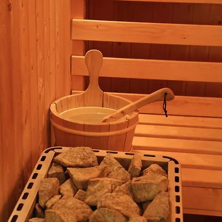 Хотел Lucky Light Boutique 4*